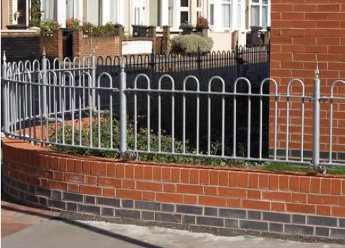 Tubular Bow Top Fencing around life areas